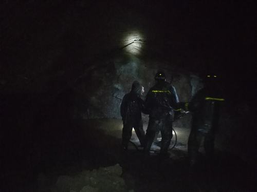 礦建二公司冶坪礦井蓄電池電機車檢修充電硐室順利開工