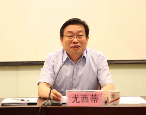 新班子上任一個月，看他們都忙了些啥？