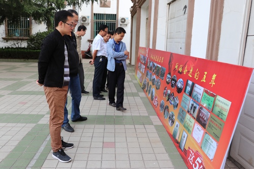 澄合分公司舉辦“砥礪奮進(jìn)的五年”牌板展覽活動