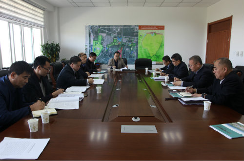 董事長寧興剛一行到秦嶺國家植物園交流項目合作