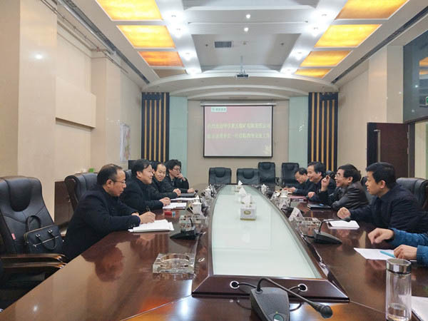 甘肅華亭黃莊煤礦有限責(zé)任公司董事長(zhǎng)陳金錄一行蒞臨建設(shè)集團(tuán)交流工作