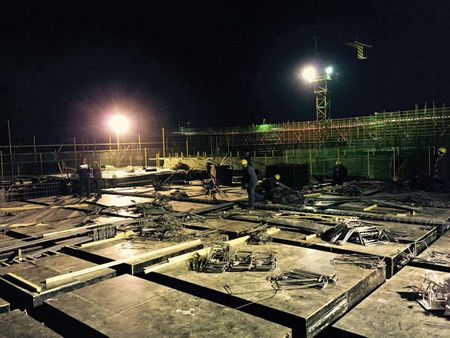 天工公司土建十五部承建的陜煤技術(shù)研究院1-3#樓施工進(jìn)入沖刺階段