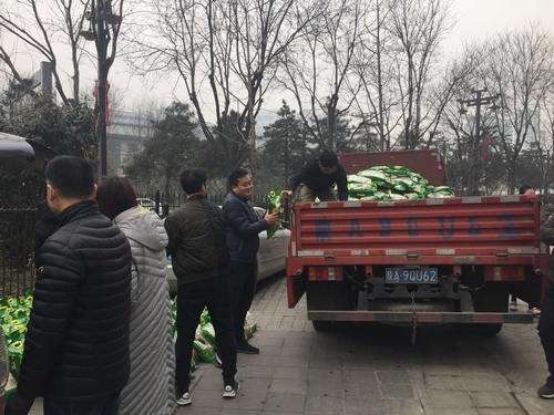 建設集團所屬各單位積極訂購“愛心大米”