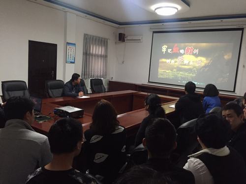 設(shè)備租賃中心組織開展安全警示教育及安全宣誓活動(dòng)