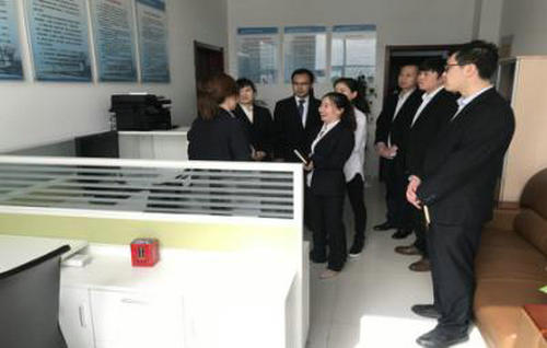 洗選煤運(yùn)營公司赴神華鐵路榆林分公司檔案室參觀學(xué)習(xí)