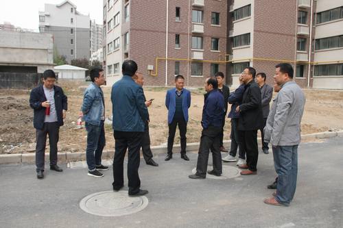 銅煤公司承建的銅煤2#小區(qū)水仙居5、6、7、8#樓順利通過竣工驗(yàn)收