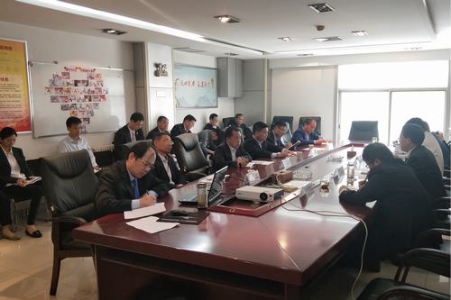 礦建二公司認(rèn)真?zhèn)鬟_(dá)落實(shí)建設(shè)集團(tuán)5月份安全生產(chǎn)環(huán)保技術(shù)例會(huì)重點(diǎn)工作