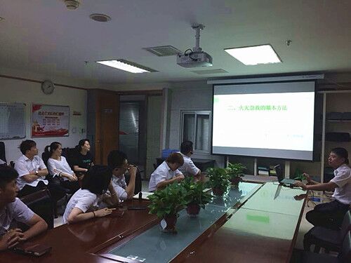 陜煤建設(shè)物資公司積極開展應(yīng)急救援知識培訓(xùn)