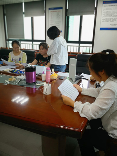 陜煤建設(shè)天工公司組織健康義診活動  關(guān)懷職工身體健康