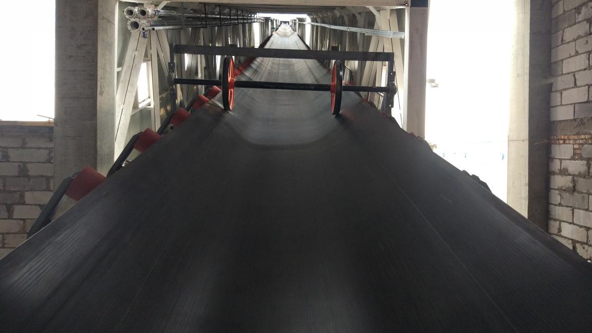 陜煤建設(shè)機電安裝公司曹家灘項目部承建的皮帶一次試運轉(zhuǎn)成功