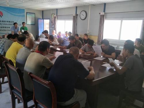 陜煤建設(shè)礦建二公司規(guī)范勞務(wù)用工降低企業(yè)風(fēng)險