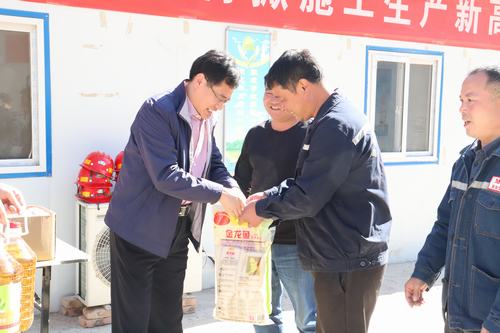 司正林深入礦建二公司車村項(xiàng)目部、天工瑞能項(xiàng)目部走訪慰問