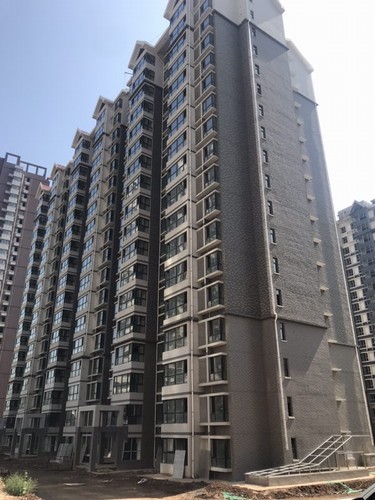 陜煤建設(shè)銅煤公司第十二項目部承建的紫藤園小區(qū)9#樓等順利通過竣工驗收