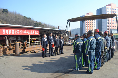 技能大賽搭“擂臺”   比學趕超秀“真功”