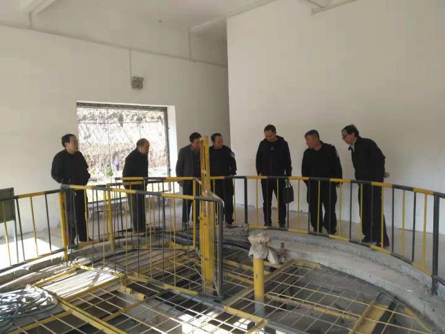 陜煤建設(shè)機(jī)電安裝公司承建的崔家溝風(fēng)井井筒電纜敷設(shè)改造工程順利通過驗收