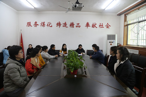 鼓干勁加滿油，努力開創(chuàng)工會工作新局面