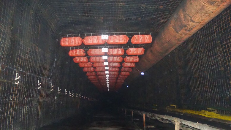 陜煤建設(shè)礦建三公司曹家灘項目部單巷掘進月進尺創(chuàng)新紀錄