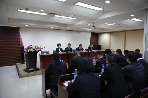 路橋分公司召開“講、敢、改”專題教育和違規(guī)收送禮金專項整治再動員會