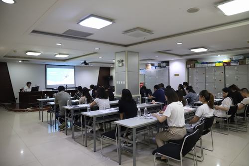 陜煤建設(shè)礦建二公司舉辦新聞通訊員培訓(xùn)班