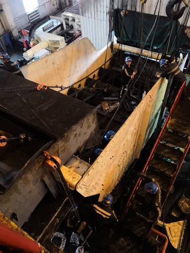 陜煤建設(shè)洗選煤運營公司洗煤廠運營項目部： 奮戰(zhàn)“7天”大檢修   助力安全生產(chǎn)后勁足