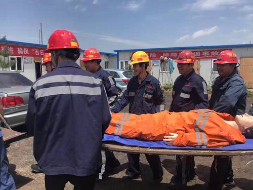 陜煤建設(shè)洗選煤運營公司安裝第三項目部:生命誠可貴 演練防風(fēng)險