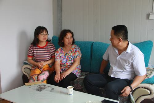 陜煤建設(shè)銅煤公司“金秋助學(xué)”顯國(guó)企情懷