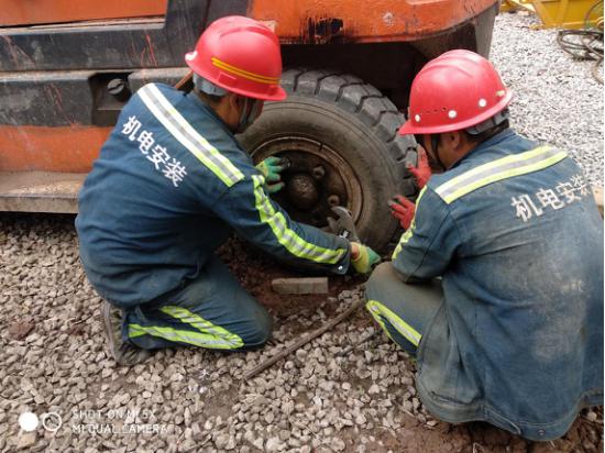 陜煤建設(shè)機(jī)電安裝公司：“五個強(qiáng)化”抓好汛期安全生產(chǎn)