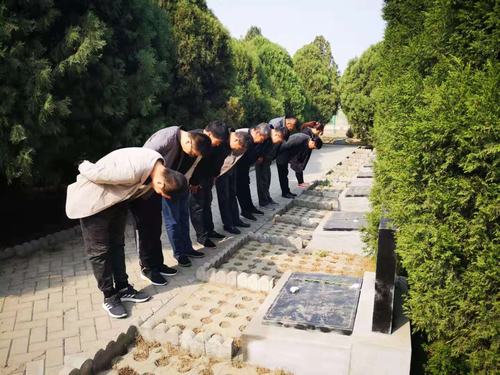 陜煤建設(shè)澄合分公司各項(xiàng)目部積極行動(dòng)開(kāi)展英烈紀(jì)念活動(dòng)