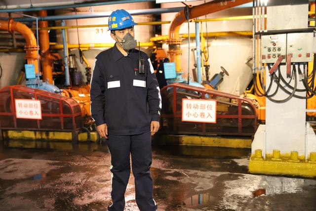 “小班長(zhǎng)”李健健