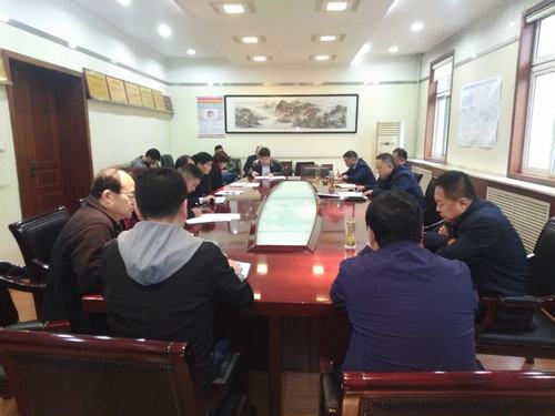 陜煤建設(shè)銅煤公司積極傳達學(xué)習(xí)陜煤建設(shè)三季度追趕超越點評會議精神