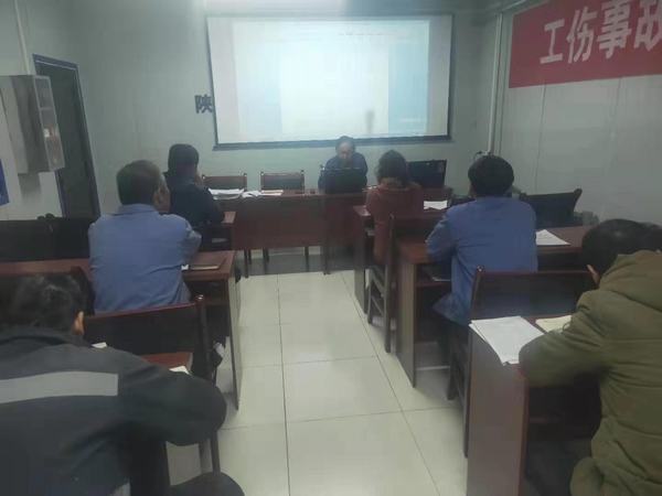 陜煤建設(shè)韓城分公司安裝三項(xiàng)目部多管齊下助力“百日安全”活動(dòng)取得實(shí)效