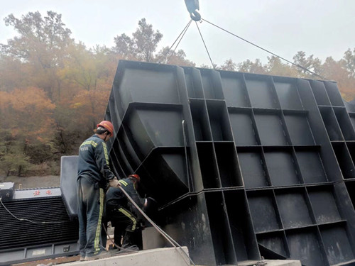 陜煤建設(shè)機(jī)電安裝公司承建的黃陵二號礦主通風(fēng)機(jī)帶負(fù)荷運轉(zhuǎn)成功