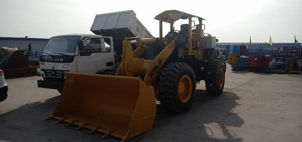 陜煤建設(shè)掘進(jìn)公司:防爆車輛到場(chǎng)投入使用促收尾工程加速