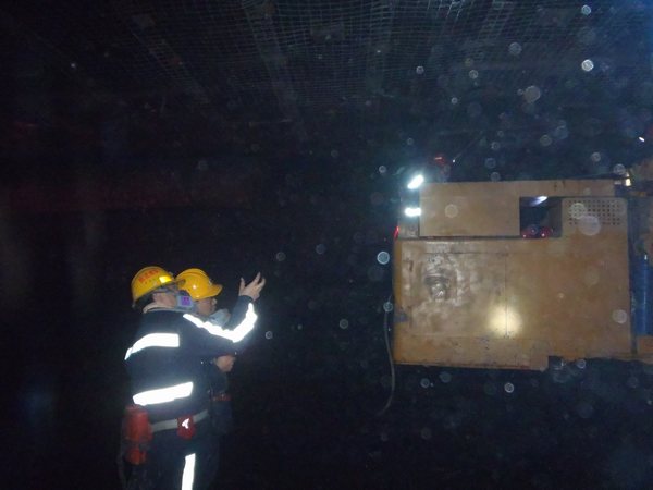 陜煤建設掘進公司：安全生產(chǎn)雙輪驅(qū)動 打好歲末年關“收官”戰(zhàn)