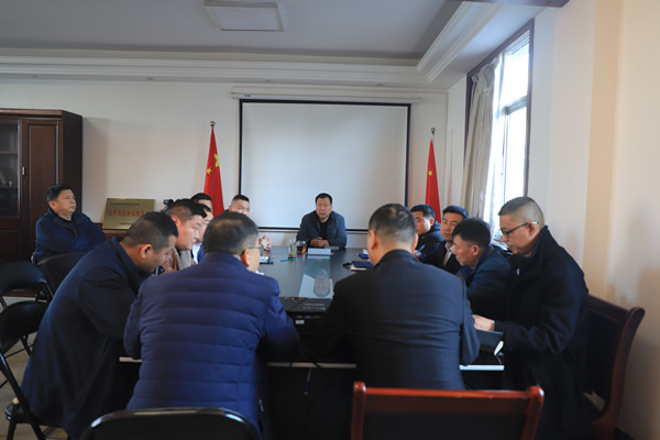 集體“找茬” “問(wèn)診”施策