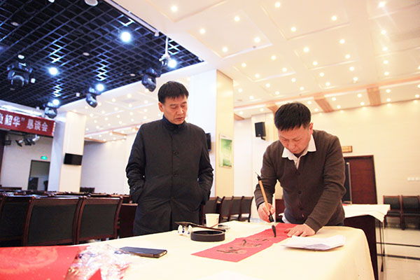 陜煤建設(shè)舉辦“迎春納?！鳖}春聯(lián)活動