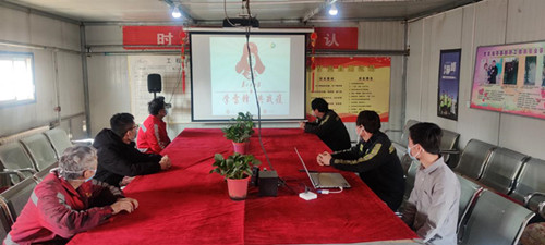 陜煤建設機電安裝公司：學雷鋒，共戰(zhàn)“疫”