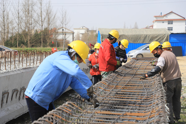 陜煤建設(shè)漢中分公司開足馬力 實(shí)現(xiàn)復(fù)工復(fù)產(chǎn)滿負(fù)荷推進(jìn)