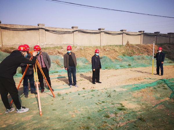 陜煤建設(shè)澄合分公司第十五項(xiàng)目部組織開展測量技能比武競賽活動(dòng)