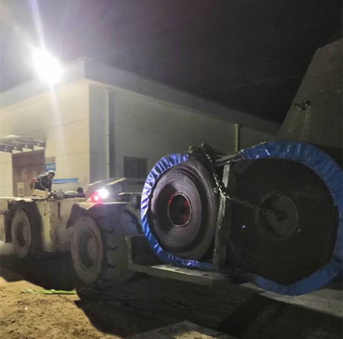 陜煤建設(shè)機(jī)電安裝公司承建的瑞能礦井下膠帶輸送機(jī)成功試運轉(zhuǎn)