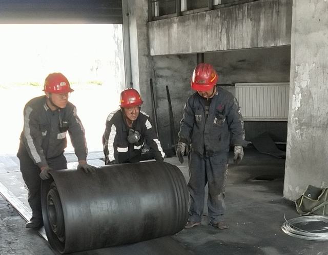 陜煤建設(shè)洗選煤運營公司：“五一”，我在這里奮戰(zhàn)