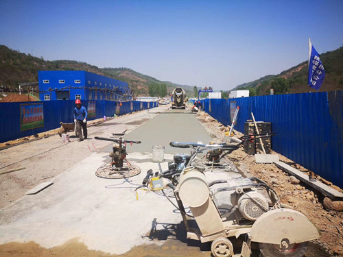 奮斗，是屬于新時(shí)代勞動(dòng)者的魅力