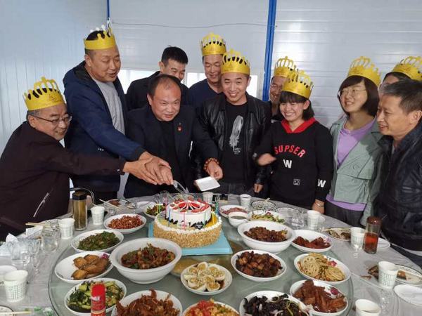 陜煤建設(shè)礦建二公司冶坪項(xiàng)目部舉辦職工集體生日會(huì)
