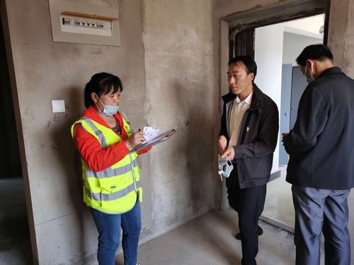 陜煤建設(shè)銅煤公司圓滿完成銅煤1#2#小區(qū)交房任務(wù)