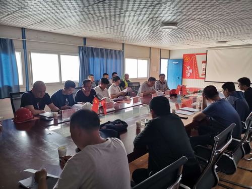 陜煤建設(shè)銅煤公司第一項(xiàng)目部承建的金地華府9#、10#、11#、14#、15#樓樁基工程順利通過驗(yàn)收