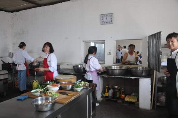 陜煤建設(shè)掘進公司：吃住無小事 從“兩堂一舍”提升職工幸福指數(shù)