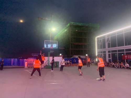 陜煤建設(shè)銅煤公司第十六項目部舉辦“團結(jié)進取賽風(fēng)采，青春飛揚再出發(fā)”友誼籃球賽