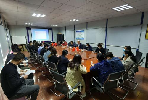 座談交流共提高，凝聚共識(shí)促發(fā)展