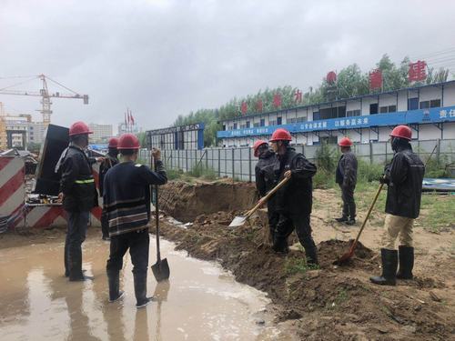 陜煤建設(shè)銅煤公司第一項(xiàng)目部防汛搶險(xiǎn)多舉措平安度汛穩(wěn)中行