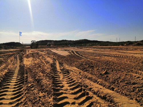 陜煤建設(shè)路橋分公司承建的榆北生產(chǎn)服務(wù)設(shè)施運(yùn)煤專(zhuān)線道路工程順利開(kāi)工